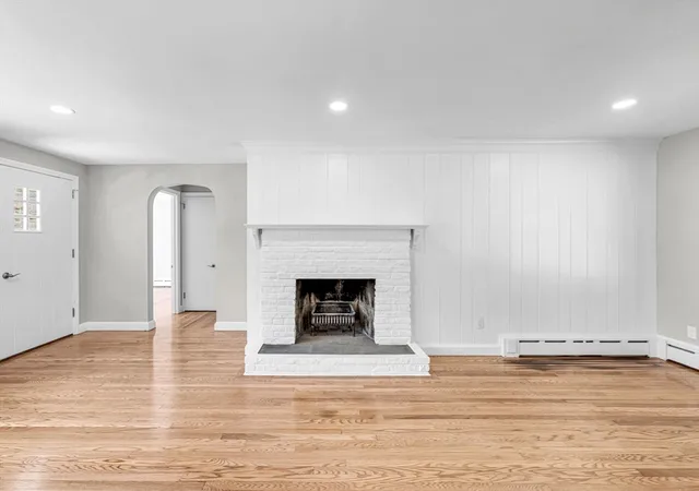 Homes for sale in East Longmeadow, MA | 580 Parker St, East Longmeadow, MA 01028 | MLS# 73525538
