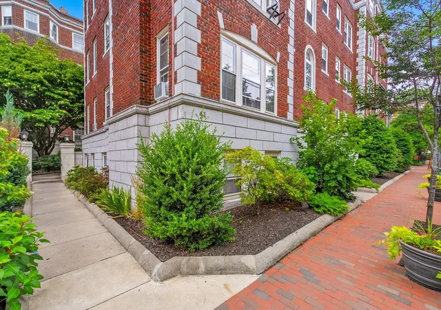 4th image of 41 Bowdoin St, Cambridge, MA 02138