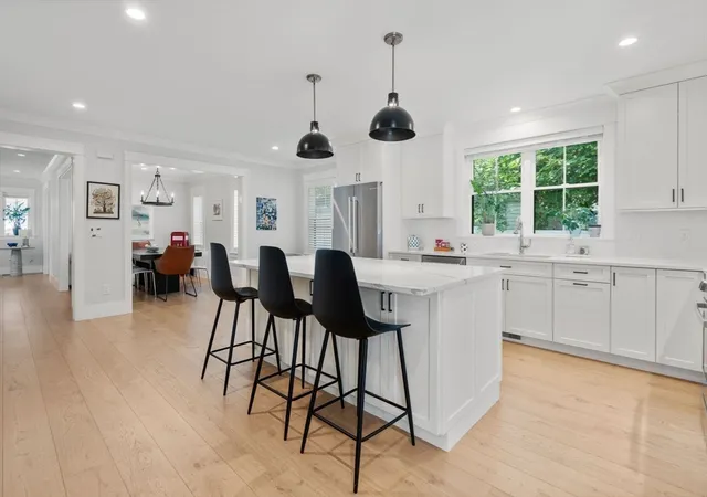 3rd image of 12 South Lincoln St #12, Natick, MA 01760 | MLS# 73556558