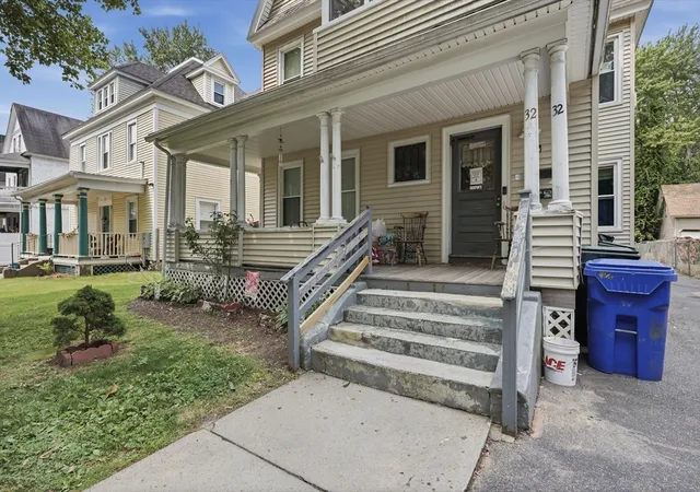 Photo 2 of Sale Pending at 32 Kenwood Park, Springfield, MA 01108 | MLS# 73554188 | Listing updated on 2026-08-18