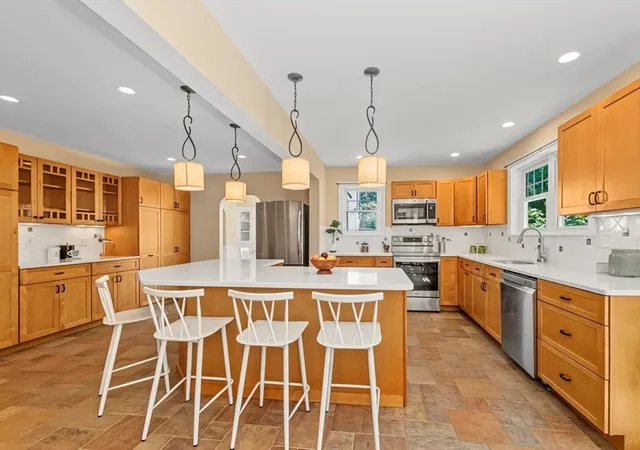 Photo 3 of Sale Pending at 661 Common St, Walpole, MA 02081 | MLS# 73559857 | Listing updated on 2026-09-02