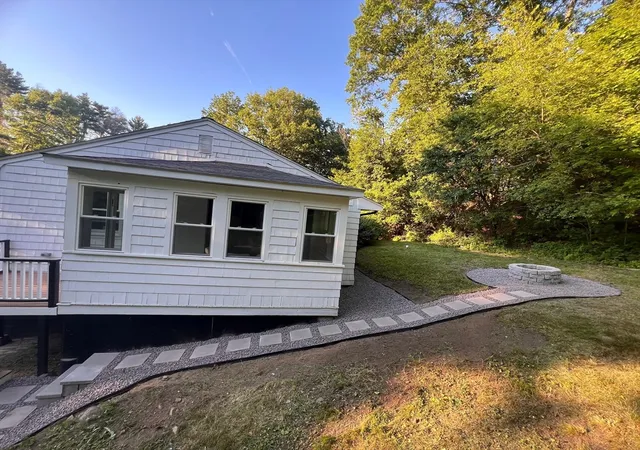Homes for sale in South Hamilton, MA | 315 Lake Dr, South Hamilton, MA 01982 | MLS# 73525342