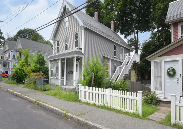 2nd image of 480 E Merrimack St, Lowell, MA 01852 | MLS# 73558914