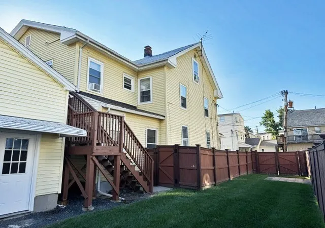 4th image of 11 Maple Avenue, Northampton, MA 01060 | MLS# 73567279