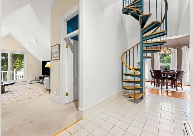 Listing Photo 4 - Condo for sale in building located at 39 Broad St, Newburyport, MA 01950 - Unit #5