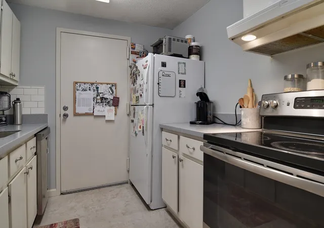4th image of 34 Silver Hill #12, Natick, MA 01760 | MLS# 73552160