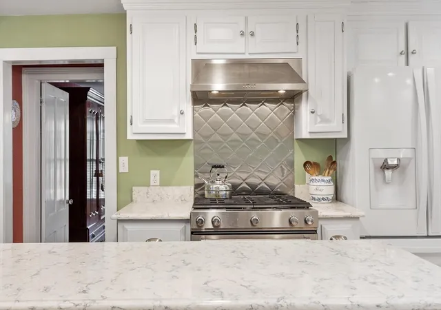 5th image of 44 Andover Street, North Andover, MA 01845 | MLS# 73525543