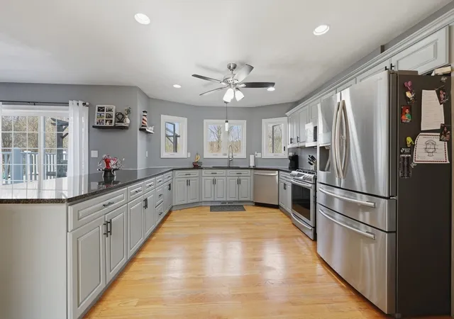 3rd image of 192 Southbridge Road, Dudley, MA 01571 | MLS# 73494088