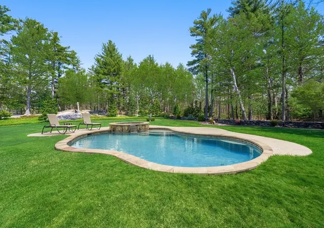 33rd image of 70 Lazell Street, Hingham, MA 02043 | MLS# 73317327