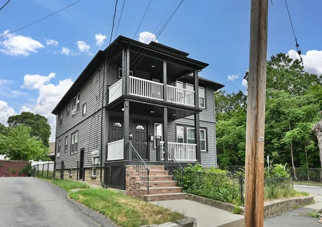 Homes for sale in Medford, MA | 44 Early Avenue #2, Medford, MA 02155 | MLS# 73547383