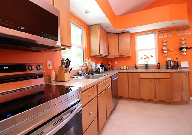 Photo 3 of Sale Pending at 10 Pillings Rd, Saugus, MA 01906 | MLS# 73515899 | Listing updated on 2026-05-18
