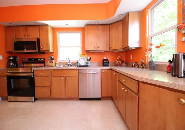 Photo 4 of Sale Pending at 10 Pillings Rd, Saugus, MA 01906 | MLS# 73515899 | Listing updated on 2026-05-18