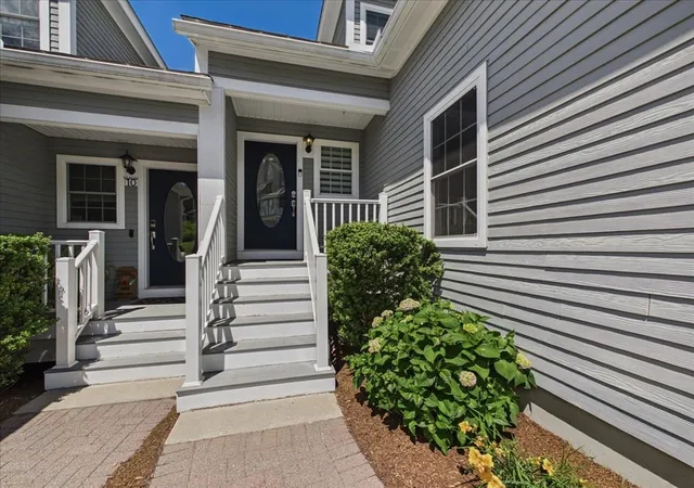 4th image of 8 Eastern Point Dr #8, Shrewsbury, MA 01545 | MLS# 73549188