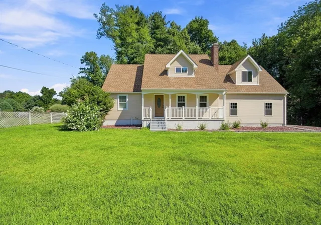 Photo 4 of Single family home for sale at 38 Green Meadow Ln, West Springfield, MA 01089 | MLS# 73561477 | Listing updated on 2026-10-06