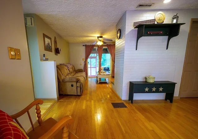 Photo 4 of Sale Pending at 137 Wilson St, Spencer, MA 01562 | MLS# 73564054 | Listing updated on 2026-09-30