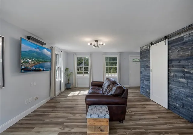 3rd image of 616 Plymouth St, Halifax, MA 02338 | MLS# 73537619