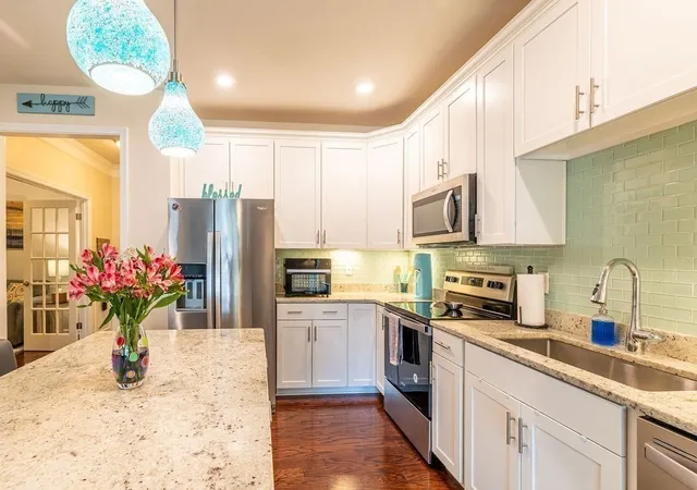 Homes for sale in North Reading, MA | 230 Martins Landing #102, North Reading, MA 01864 | MLS# 73540084
