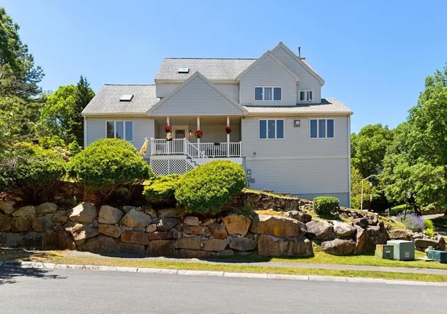 Photo 2 of Single family home for sale at 7 Nathan's Way, Peabody, MA 01960 | MLS# 73534947 | Listing updated on 2026-08-21