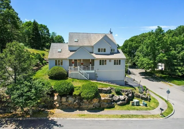 Photo 3 of Single family home for sale at 7 Nathan's Way, Peabody, MA 01960 | MLS# 73534947 | Listing updated on 2026-08-21