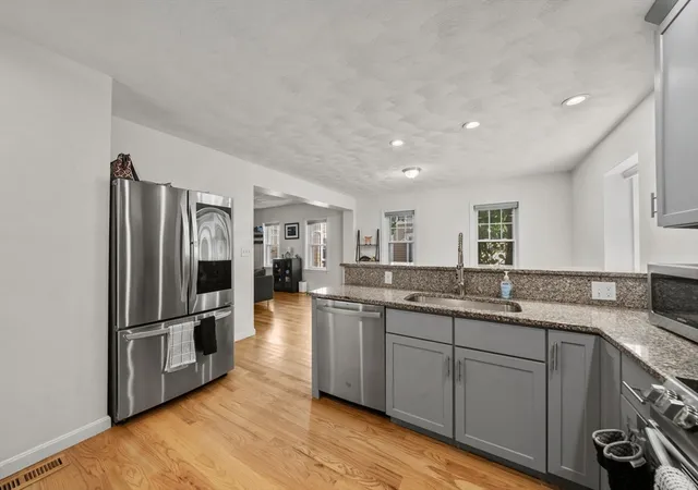 3rd image of 55 Cherry St #1, Chelsea, MA 02150 | MLS# 73547867