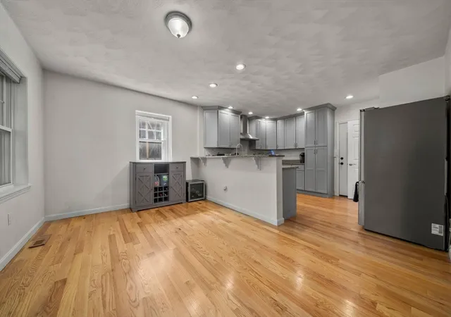4th image of 55 Cherry St #1, Chelsea, MA 02150 | MLS# 73547867