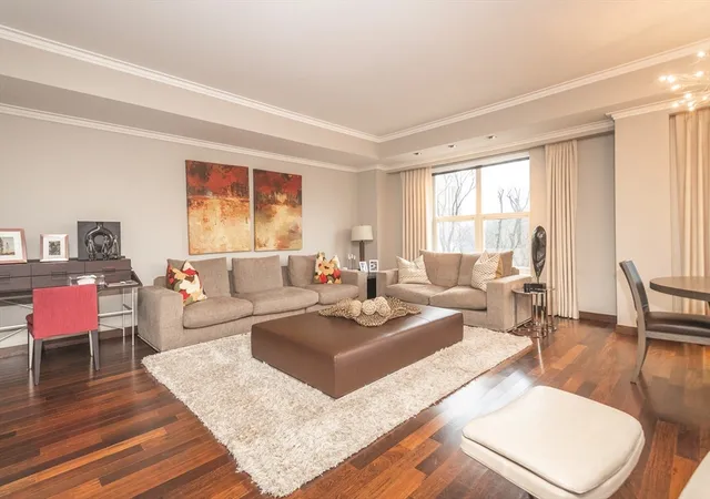 2nd image of 300 Boylston #5O5, Boston, MA 02116 | MLS# 73478739