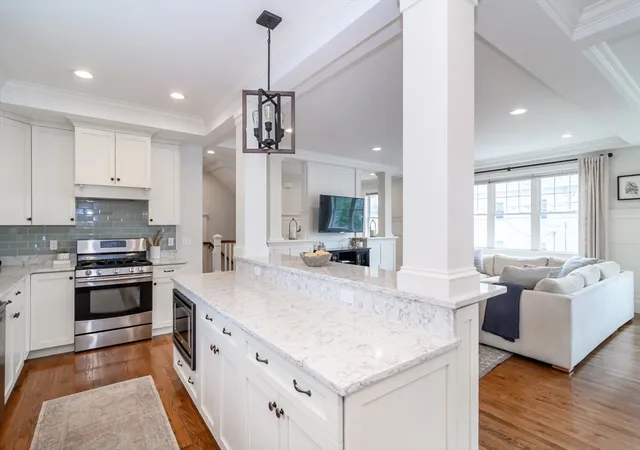 Listing Photo 4 - Condo for sale in building located at 43 Hall St, Waltham, MA 02453 - Unit #1