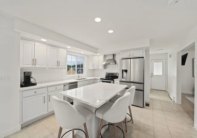 4th image of 3 Samantha Ln, Plympton, MA 02367 | MLS# 73565948