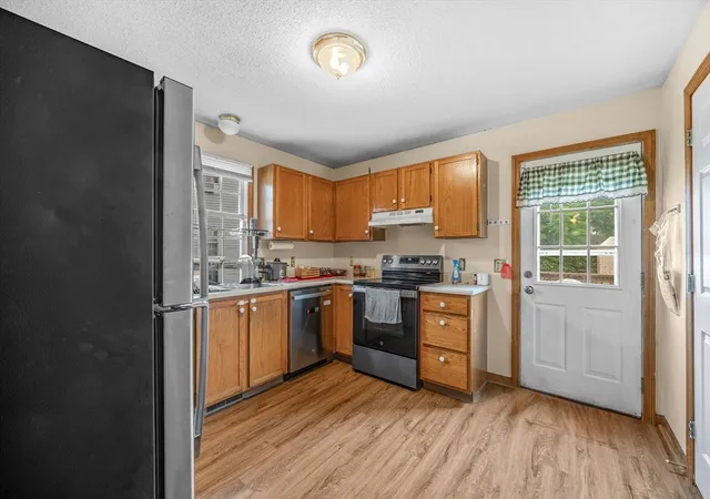 4th image of 134 Main St, South Hadley, MA 01075 | MLS# 73560042