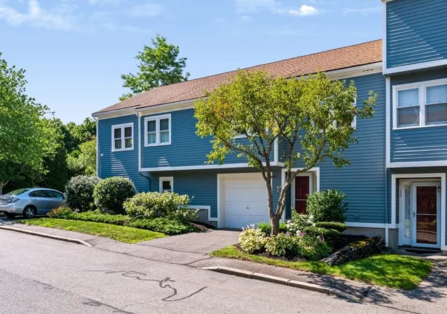 3rd image of 1B Fletcher Way #1B, Salem, MA 01970 | MLS# 73556172
