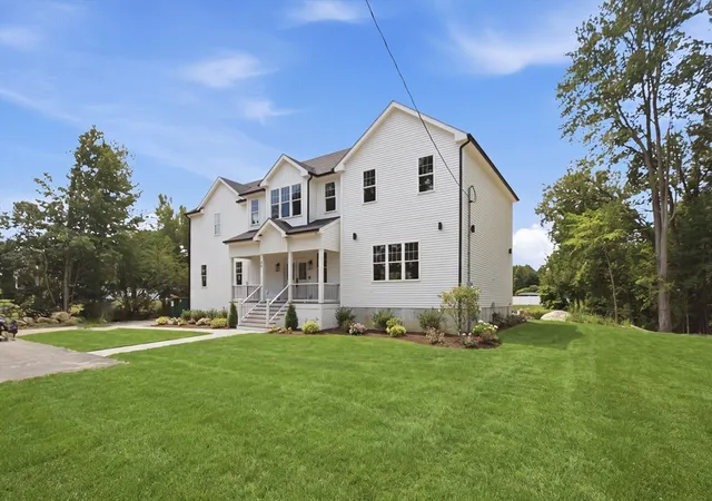 3rd image of 30 Mill St, Holliston, MA 01746 | MLS# 73557149