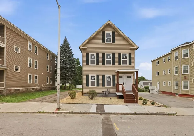 Photo 1 of Sale Pending at 14 Cutler St, Worcester, MA 01604 | MLS# 73550729 | Listing updated on 2026-10-10