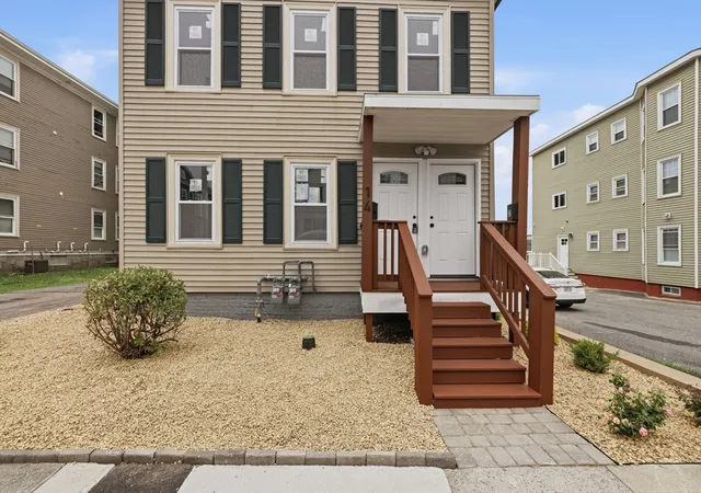 Photo 3 of Sale Pending at 14 Cutler St, Worcester, MA 01604 | MLS# 73550729 | Listing updated on 2026-10-10