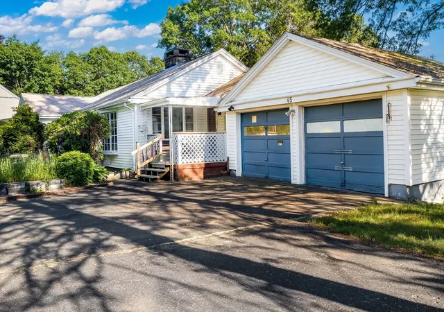 Photo 1 of Single family home for sale at 45 Indian Hl Rd, Worcester, MA 01606 | MLS# 73535662 | Listing updated on 2026-09-04