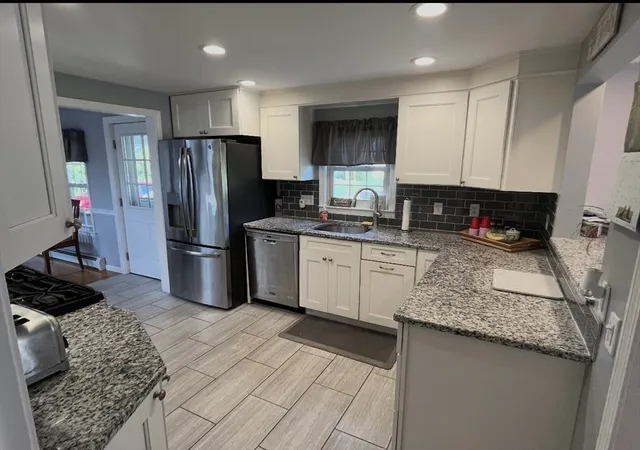Photo 4 of Sale Pending at 16 Mount View Ave, Auburn, MA 01501 | MLS# 73552969 | Listing updated on 2026-09-18