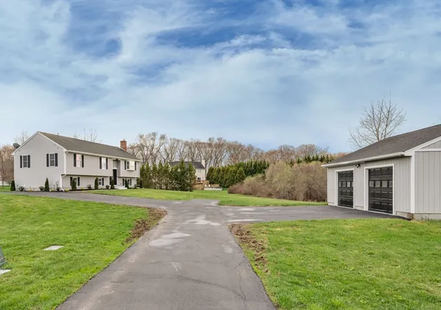 Homes for sale in Rehoboth, MA | 277 Providence St, Rehoboth, MA 02769 | MLS# 73505107