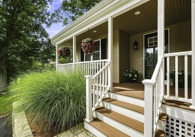 2nd image of 8 Mellen St, Hopedale, MA 01747 | MLS# 73567665