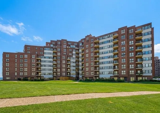38th image of 1 Seal Harbor Road #116, Winthrop, MA 02152 | MLS# 73540416