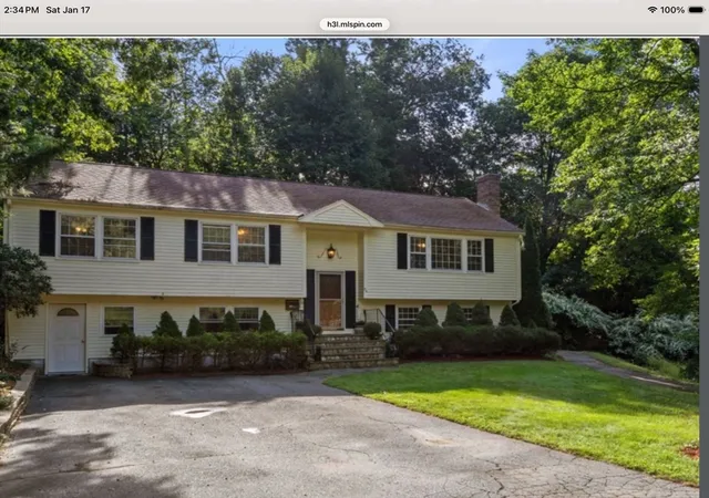 1st image of 96 Washburn Avenue, Wellesley Hills, MA 02481 | MLS# 73469533