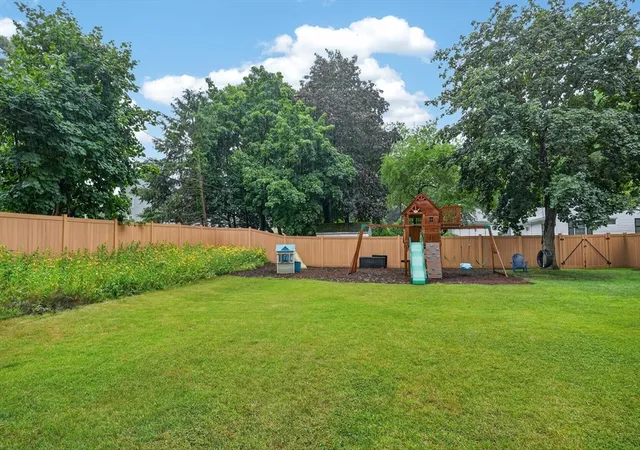 30th image of 17 Pilgrim Way, East Walpole, MA 02032 | MLS# 73546460