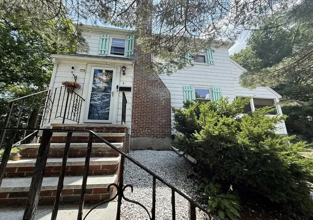 1st image of 8 Myopia Rd, Hyde Park, MA 02136 | MLS# 73557958