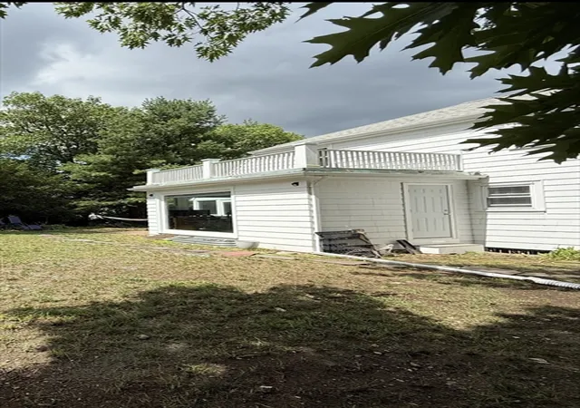 31st image of 8 Myopia Rd, Hyde Park, MA 02136 | MLS# 73557958
