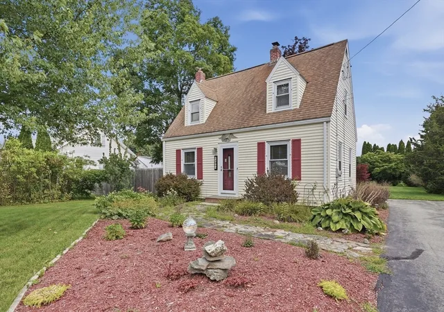 1st image of 490 Main Street, Oxford, MA 01540 | MLS# 73568052