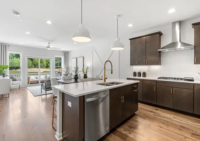 Photo 2 of Sale Pending at 8 Weathervane Dr #19, Walpole, MA 02081 | MLS# 73507815 | Listing updated on 2026-05-06