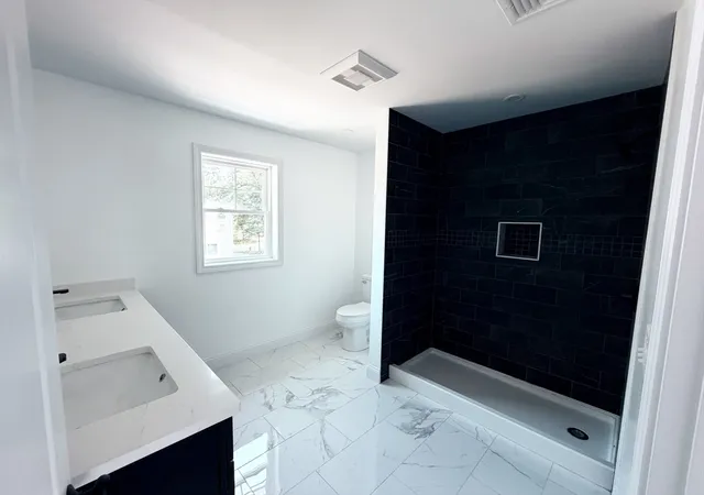 13th image of 955 Crescent Street, New Bedford, MA 02745 | MLS# 73548854