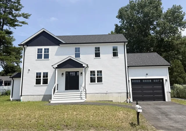 2nd image of 955 Crescent Street, New Bedford, MA 02745 | MLS# 73548854