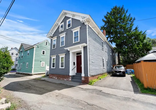 Photo 1 of House for sale at 8 Saunders St, Salem, MA 01970 | MLS# 73552285 | Listing updated on 2026-08-07