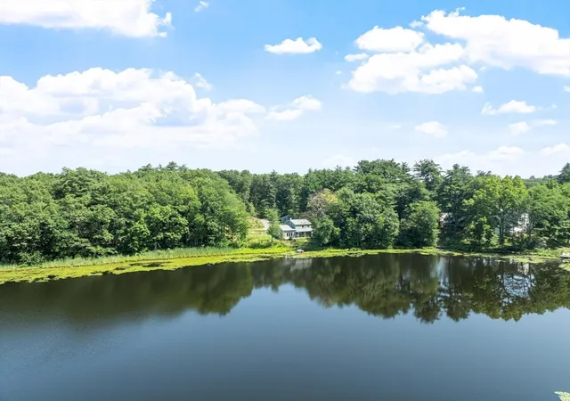 4th image of 35 Parker St, Acton, MA 01720 | MLS# 73556644