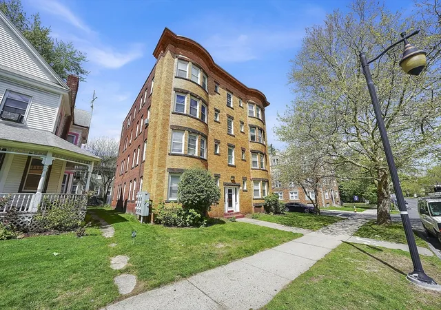 Homes for sale in Springfield, MA | 242 Fort Pleasant Ave, Springfield, MA 01108 | MLS# 73516463