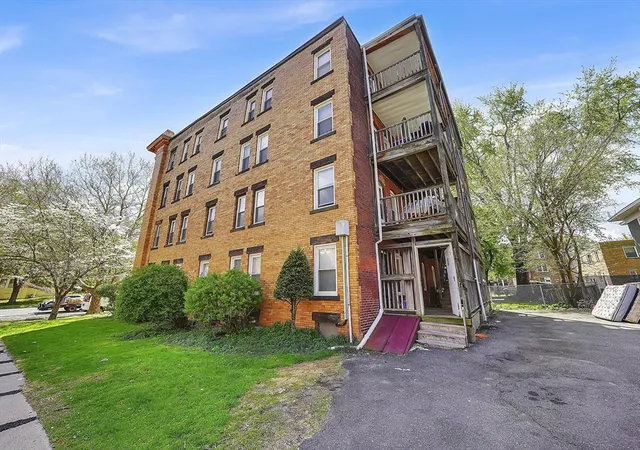 Homes for sale in Springfield, MA | 242 Fort Pleasant Ave, Springfield, MA 01108 | MLS# 73516463
